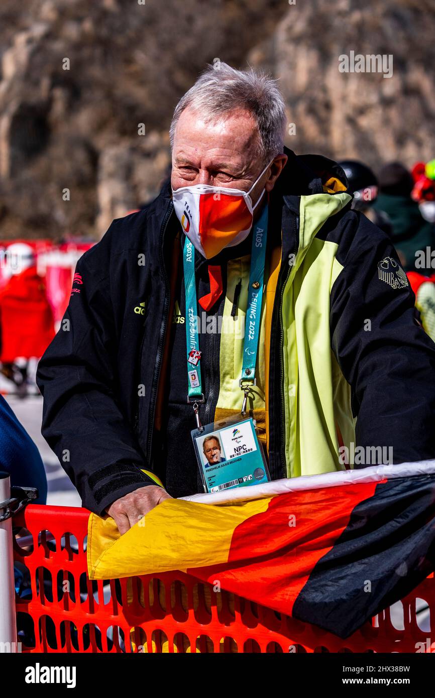 Yanqing (Chine) / National Alpine Centre / 06.03.2022 Firedhelm Julius Beucher im Portrait BEI Super-G Concours de femmes assis. Crédit: Mika Volkm Banque D'Images