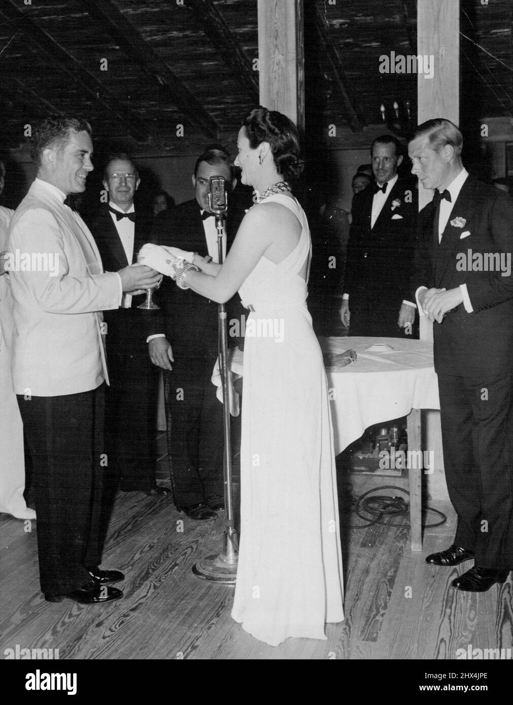 Duke & Duchess of Windsor Scenes 1940-41. 19 avril 1941. (Photo de ACME Newspitures Inc.) Banque D'Images