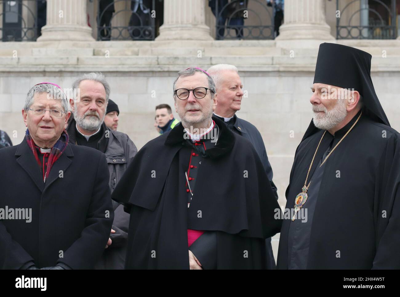 05/03/22 les chefs religieux se sont réunis pour prier pour la paix en Ukraine, Trafalgar Sq, Londres, Royaume-Uni Banque D'Images