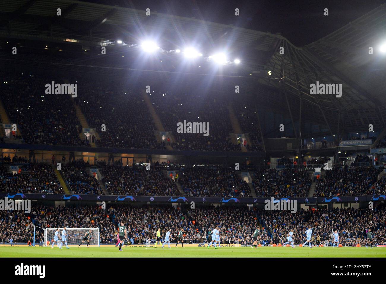 Manchester, Royaume-Uni. 03rd mars 2022. Une vue générale du terrain lors de la manche de la Ligue des champions de l'UEFA du match de 16 secondes entre Manchester City et Sporting Lisbon au stade Etihad de Manchester. Will Palmer/SPP Credit: SPP Sport Press photo. /Alamy Live News Banque D'Images