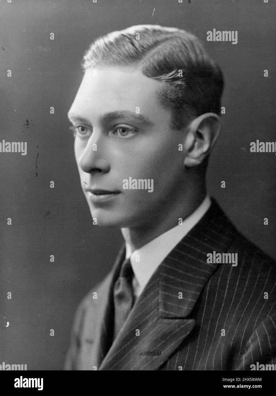 Le duc de York : un portrait préféré de studio de, H.R.H. le frère aîné du duc de York et héritier présomptif du roi Edward VIII En supposant qu'une abdication a lieu. La succession à la Couronne passera automatiquement au Duc de York. 04 janvier 1937. Banque D'Images