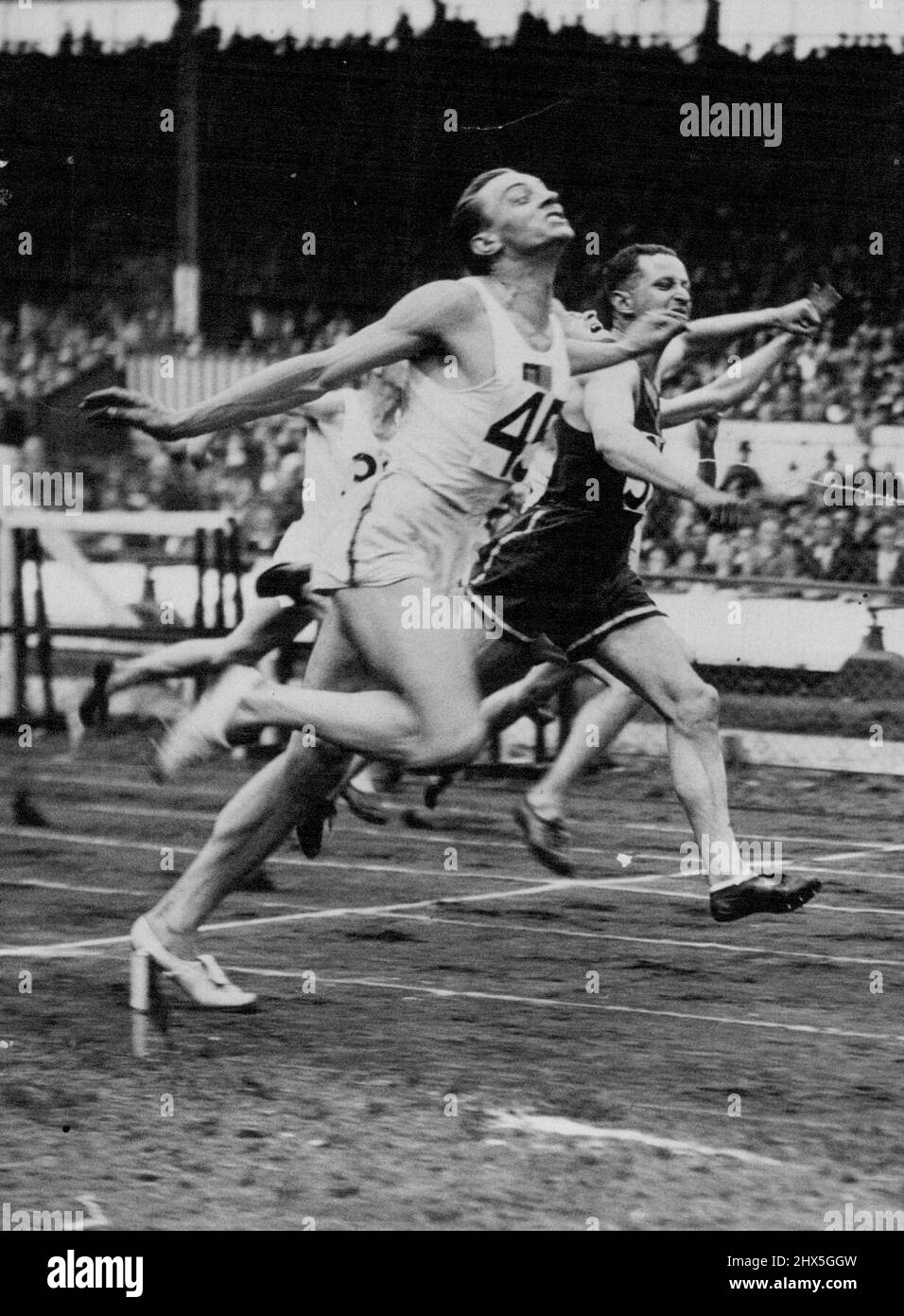 Sport - Athlétisme - Evénements - haies. 27 août 1934. (Photo de Central Press photos Ltd.) Banque D'Images