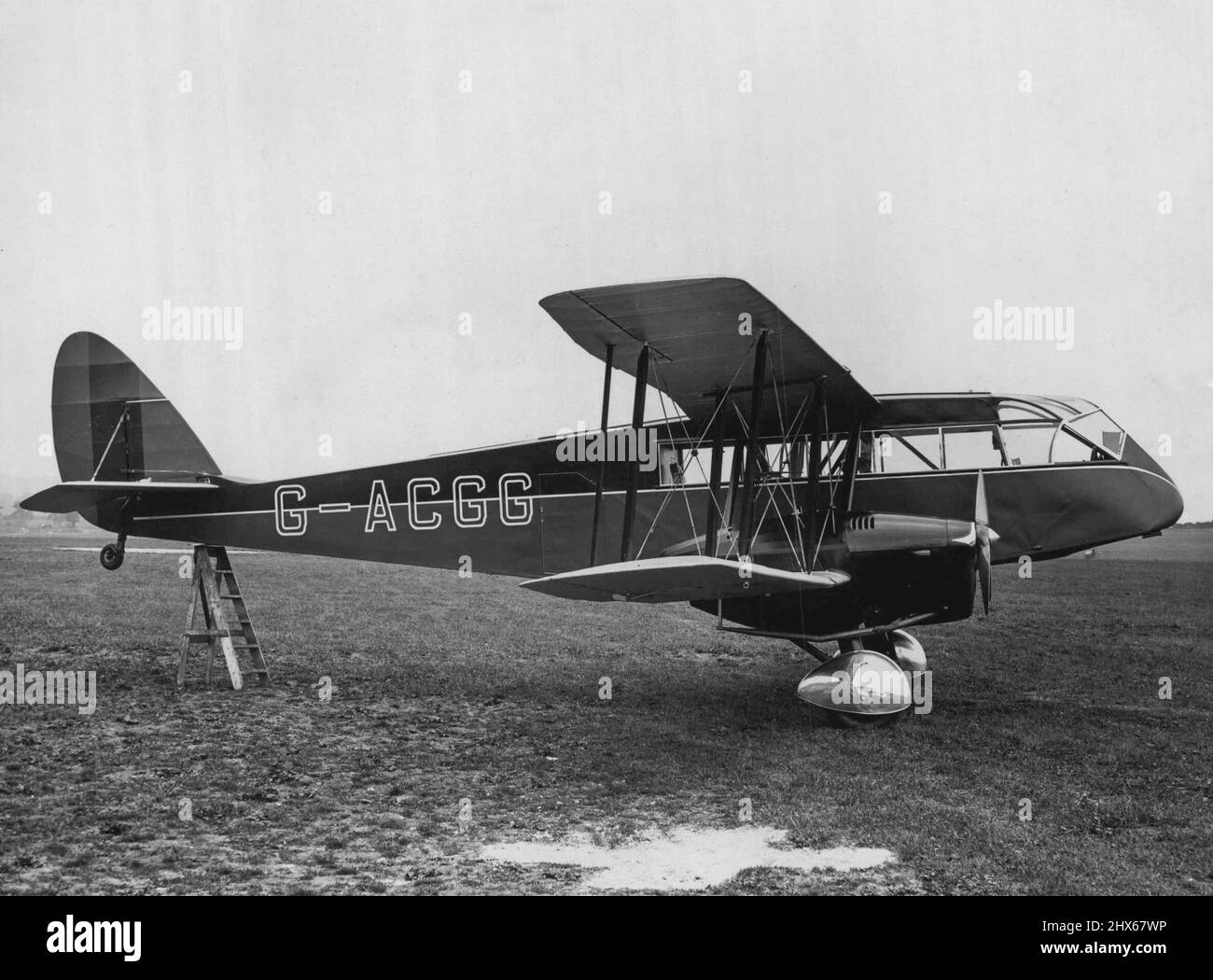 86U - les Havilland Dragon Rapide planes. 01 août 1933. (Photo de London News Agency photos Ltd.). Banque D'Images