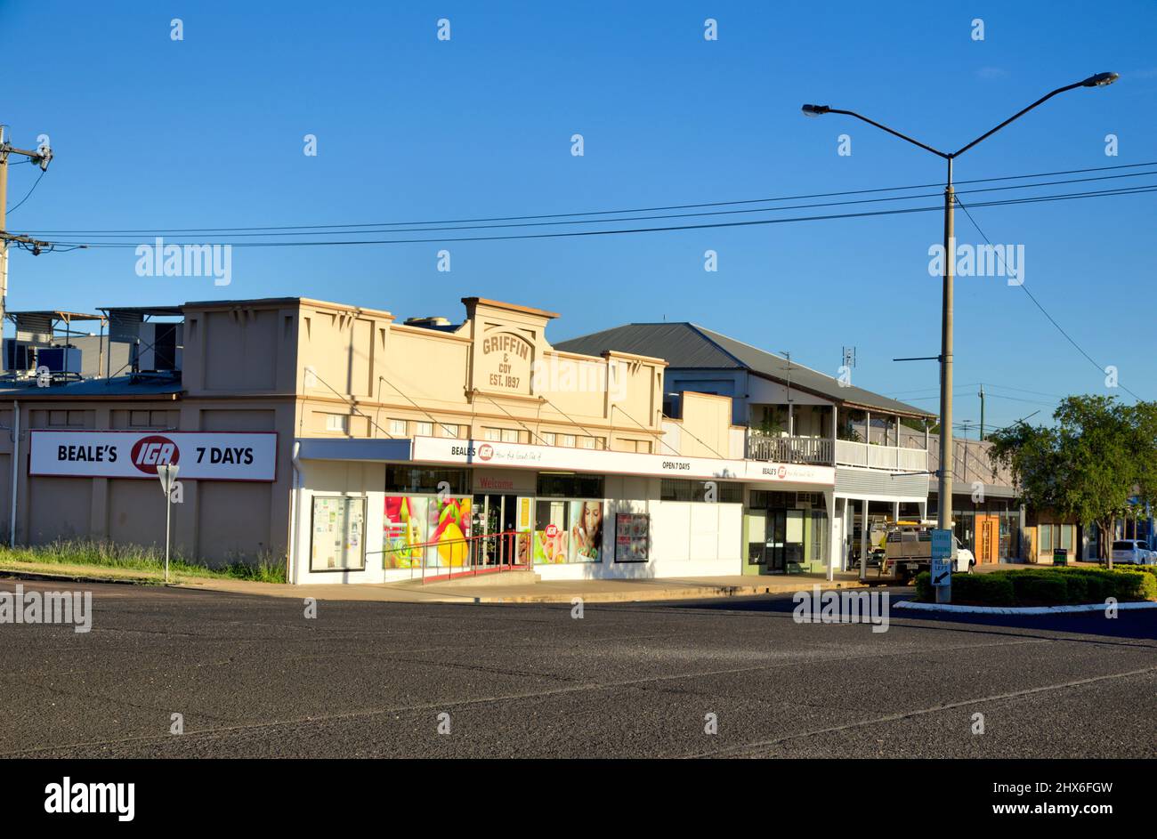 Supermarché IGA dans la ville historique de Clermont Queensland Australie Banque D'Images