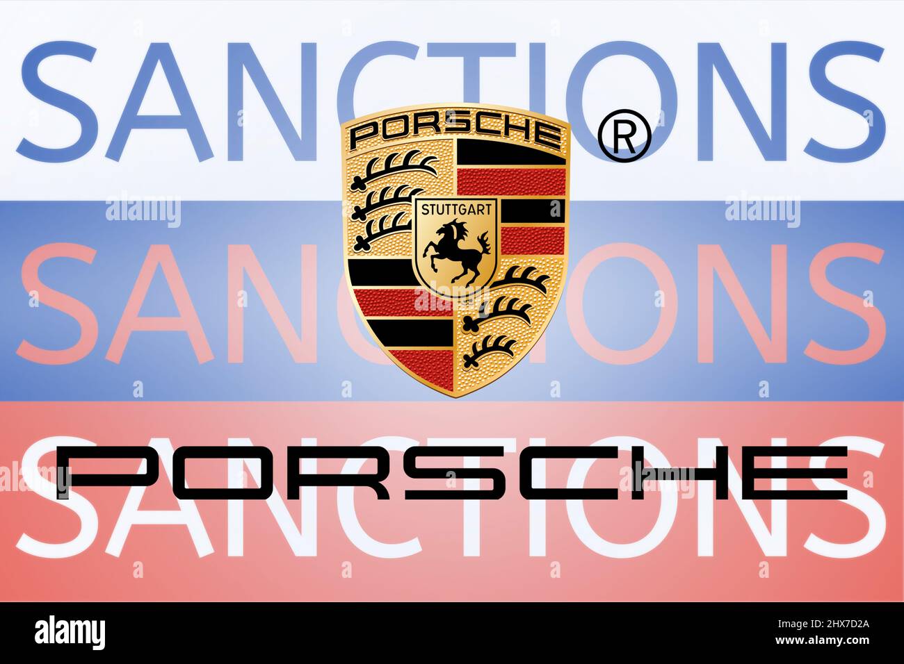 Logo Porsche devant le texte de sanction sur le drapeau russe. De nouvelles sanctions contre la Russie suite à son invasion de l'Ukraine. Mars 2022, San Francisco, États-Unis Banque D'Images