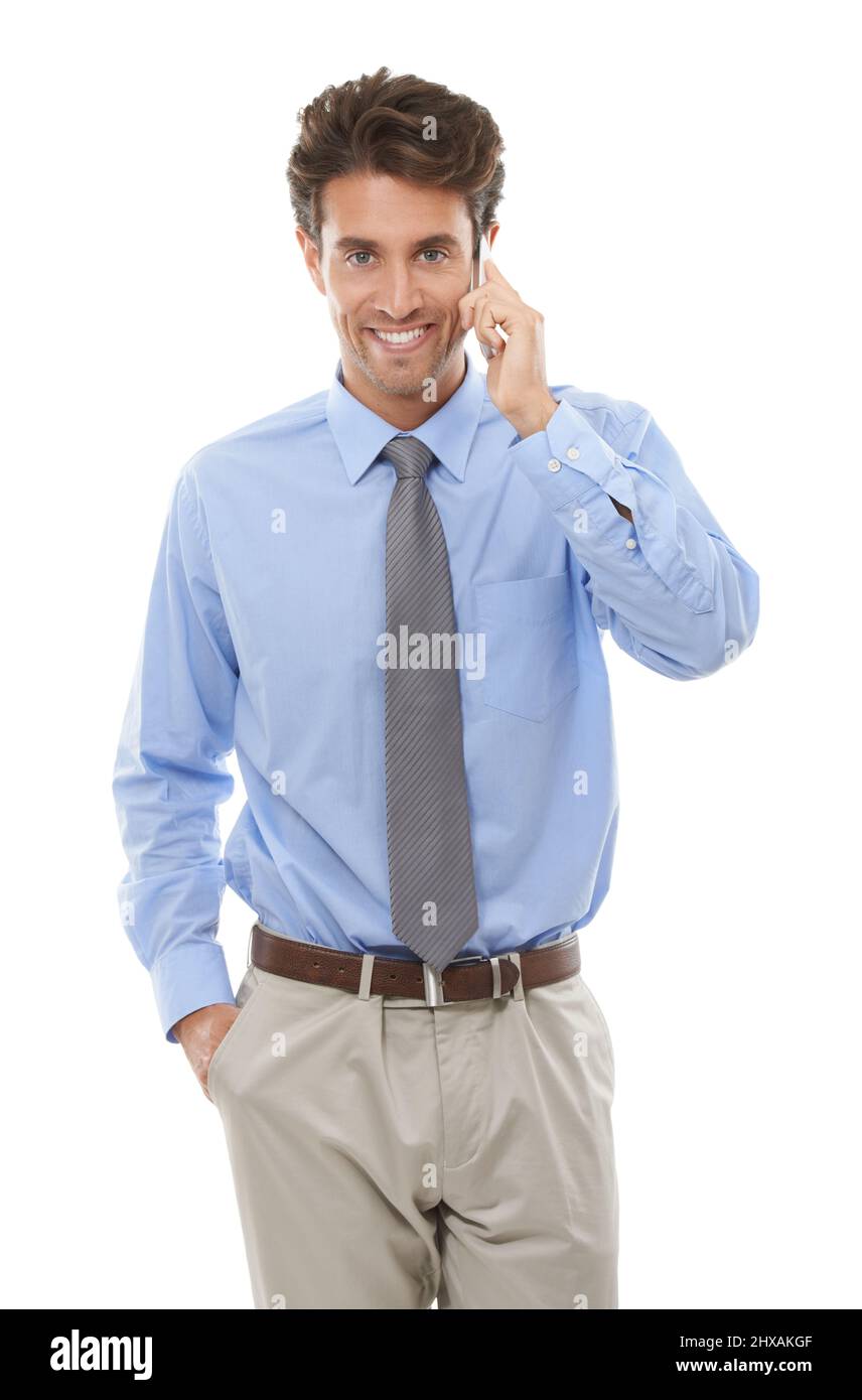 Clarté du téléphone portable. Studio photo d'un jeune homme d'affaires à l'aide d'un téléphone portable isolé sur blanc. Banque D'Images