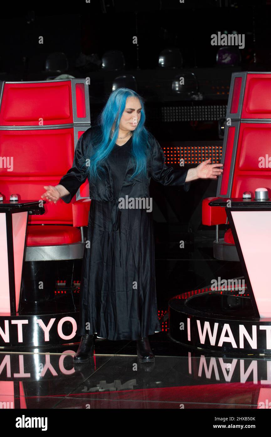 25 novembre 2021 Milan. Photocall dans les studios de télévision de la RAI du programme 'The Voice Senior'. Photo : la chanteuse Loredana Bertè Banque D'Images