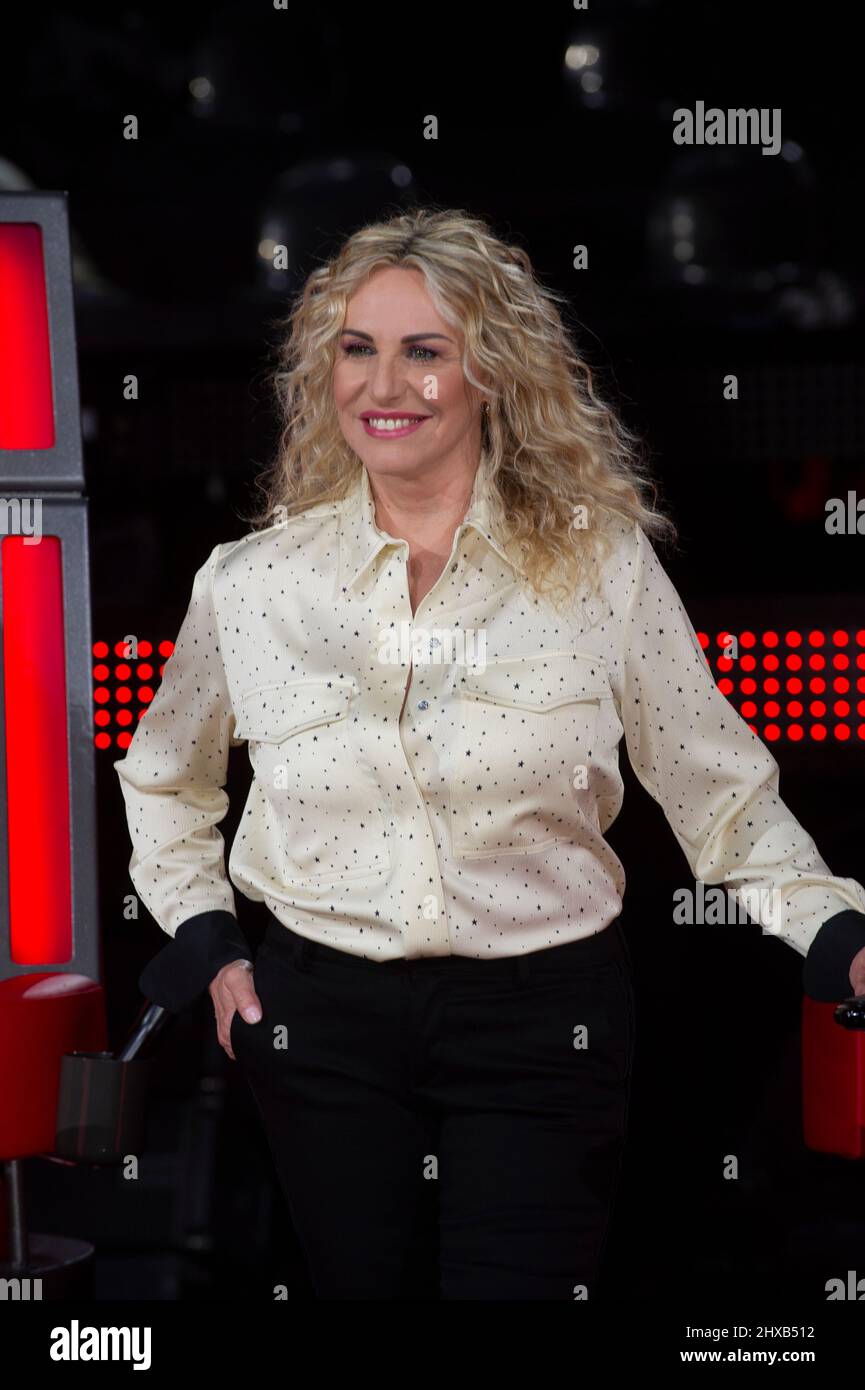 25 novembre 2021 Milan. Photocall dans les studios de télévision de la RAI du programme 'The Voice Senior'. Photo : Antonella Clerici Banque D'Images