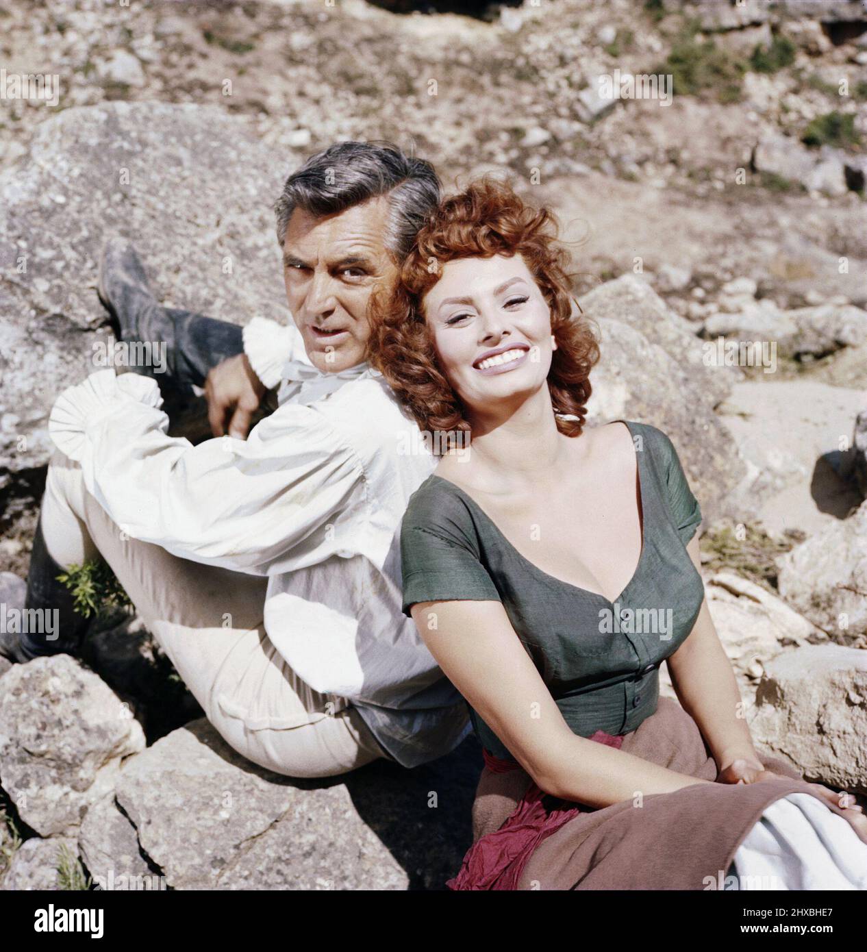 Affiche Sophia Loren 'La Fierté Et La Passion' - Format 16x20 Pouces, Brillant, Neuf - Portrait Noir Et Blanc