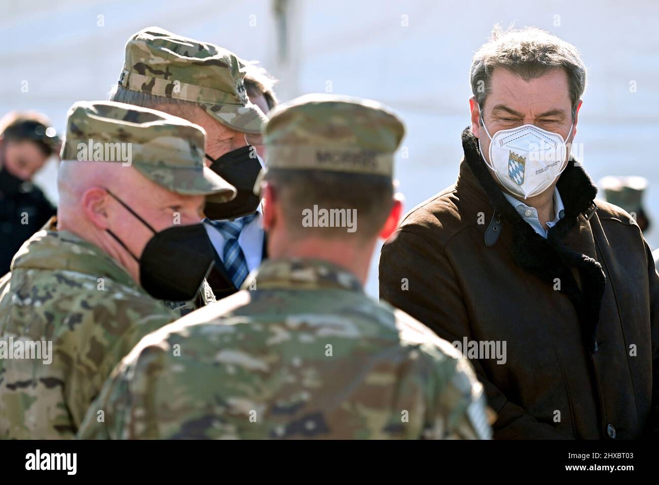 Markus SOEDER (Premier ministre de Bavière et Président du CSU) s'adresse aux soldats américains. Le Premier ministre, le Dr Markus Soeder, visite la zone d'entraînement militaire américaine Grafenwoehr, quartier général du Commandement de l'instruction militaire 7th le 11th mars 2022. Banque D'Images