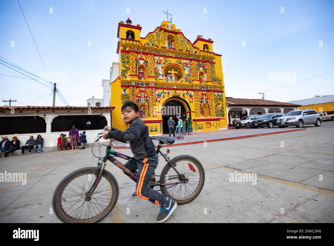 Église Maya de San Andrés Xecul, près de Xela, Guatemala, Amérique centrale. Banque D'Images