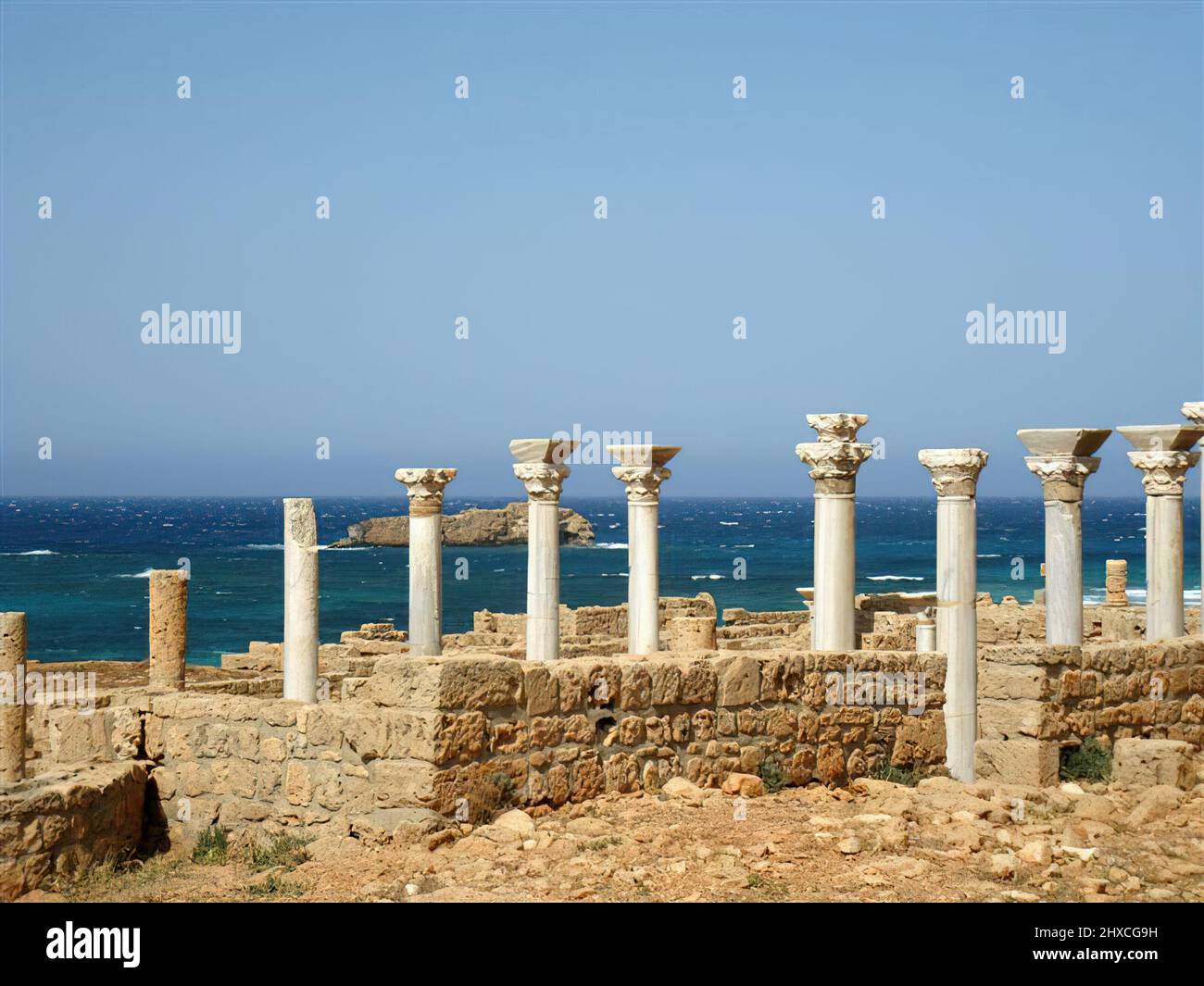 Apollonia en Cyrénaïque a été fondée par des colons grecs et est devenue un important centre commercial dans le sud de la Méditerranée situé en Libye Banque D'Images