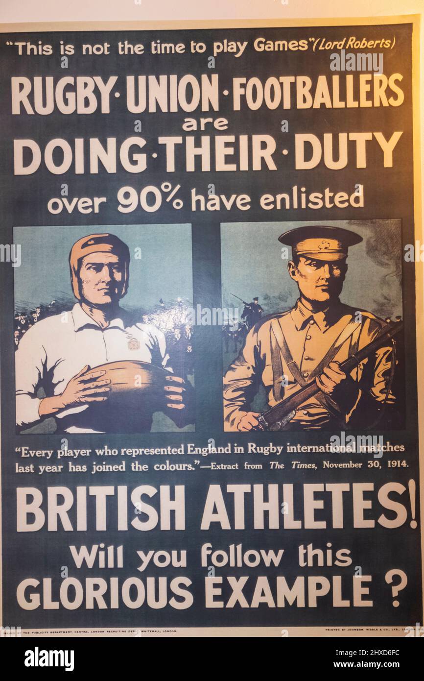 Angleterre, Dorset, Bovington Camp, The Tank Museum, Affichage de l'affiche de recrutement des forces armées de la première Guerre mondiale encourageant les athlètes britanniques à s'inscrire Banque D'Images
