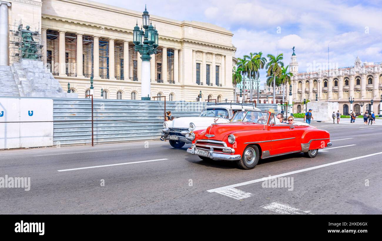 Voiture vintage vieux véhicule américain, la Havane, Cuba Banque D'Images