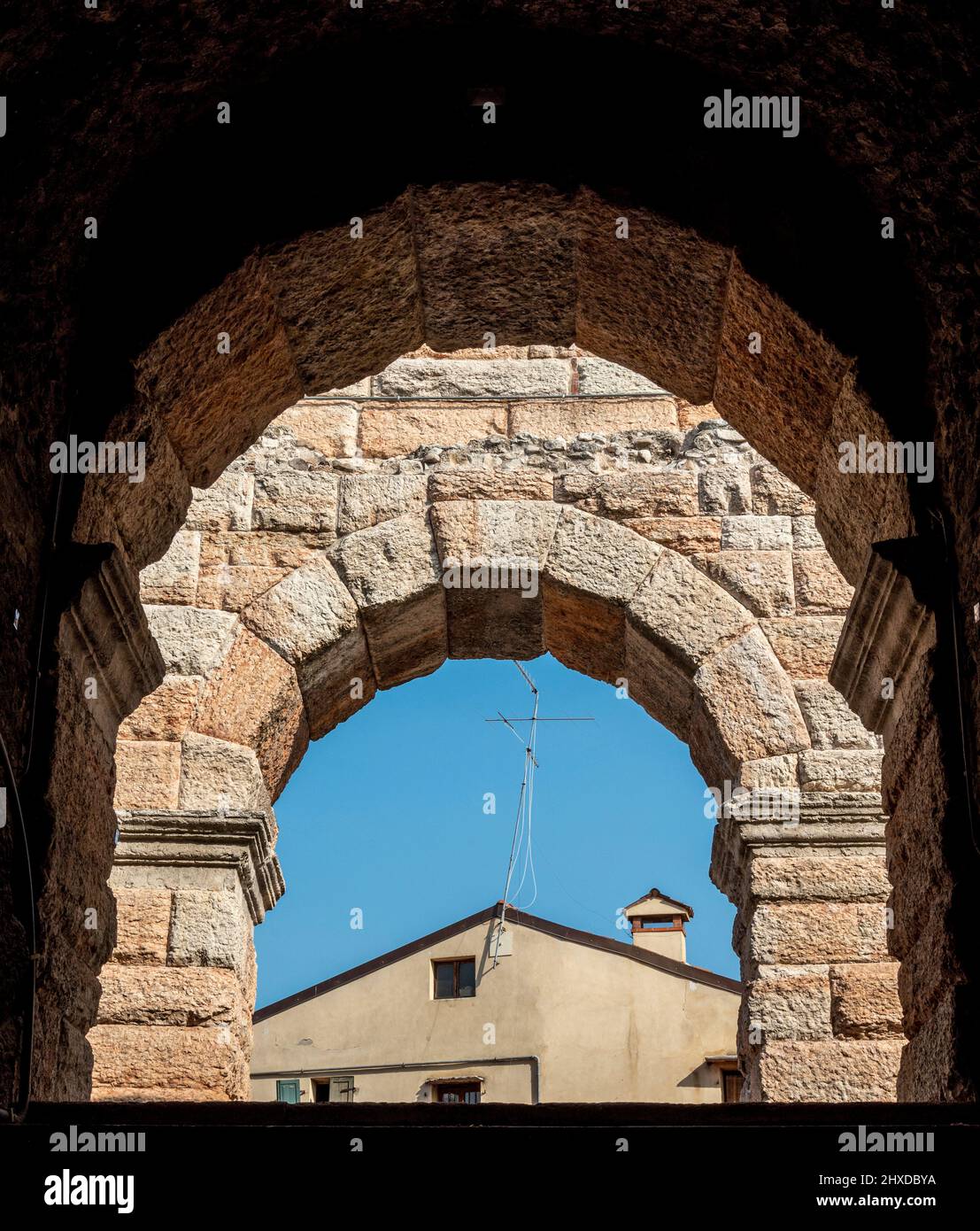 Façade pittoresque de l'ancienne arène romaine de Vérone, Italie Banque D'Images
