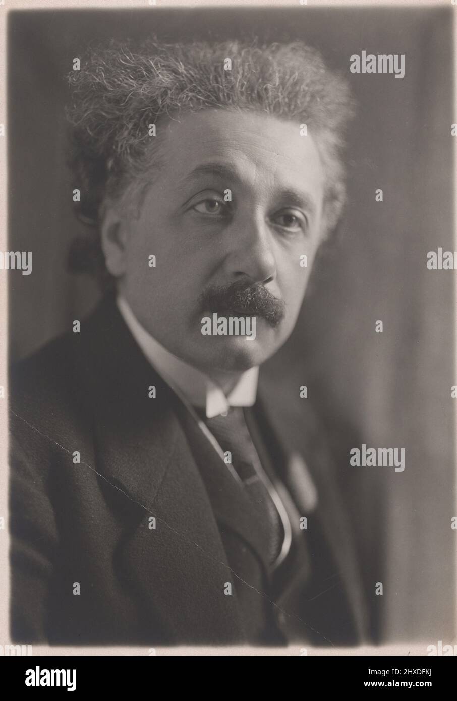 Photographie noir et blanc vintage du physicien théorique Albert Einstein ca. 1921 Banque D'Images