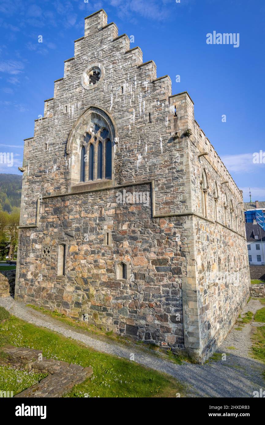 Visite du vieux fort de Bryggen à Bergen Banque D'Images