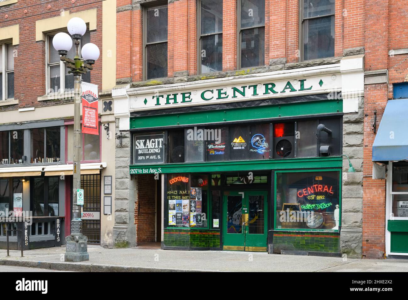 Seattle, - 06 mars 2022 ; le Central Saloon du quartier Pioneer Square de Seattle est une destination historique Banque D'Images