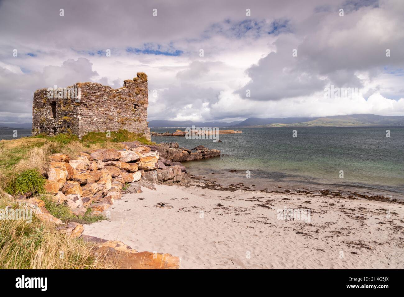 Château de Balliskellig sur la côte Atlantique du comté de Kerry, Irlande Banque D'Images
