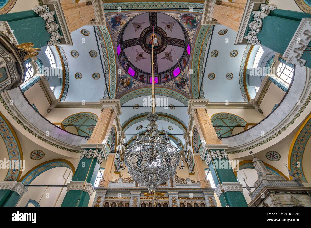 Église orthodoxe grecque de Saints Constantine et Helen dans le quartier de Tarlabasi dans le