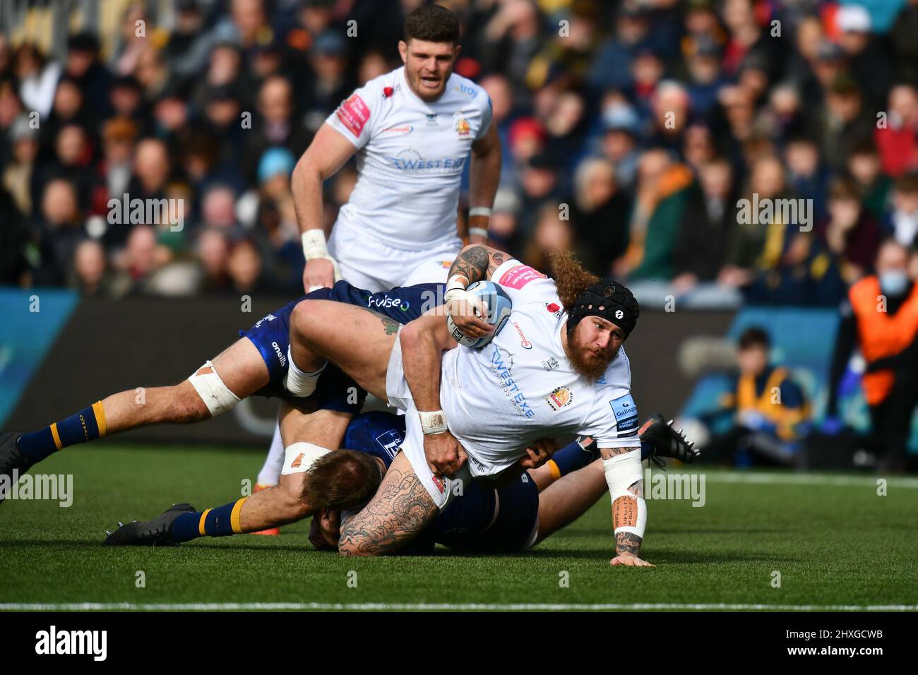 Harry Williams, d'Exeter Chiefs, est attaqué lors du match de rugby Gallagher Premiership entre Worcester Warriors et Exeter Chiefs au Sixways Stadium, Worcester, Angleterre, le 12 mars 2022. Photo de Scott Boulton. Utilisation éditoriale uniquement, licence requise pour une utilisation commerciale. Aucune utilisation dans les Paris, les jeux ou les publications d'un seul club/ligue/joueur. Crédit : UK Sports pics Ltd/Alay Live News Banque D'Images