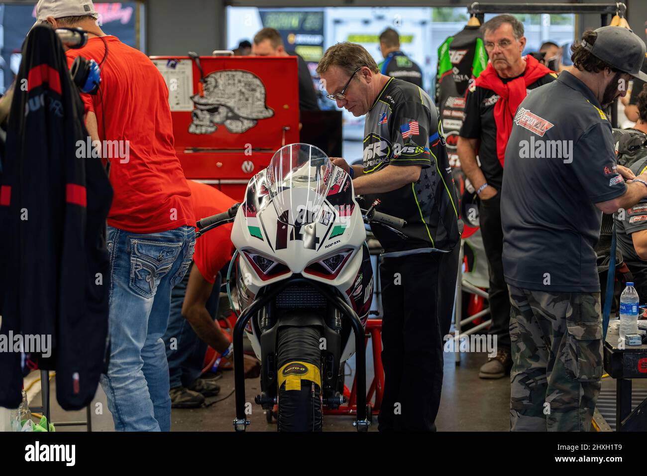 Daytona Beach, Floride, États-Unis. 12th mars 2022. Garage, arrêt à la fosse pendant le Daytona 200 au Daytona International Speedway à Daytona Beach, FL Banque D'Images