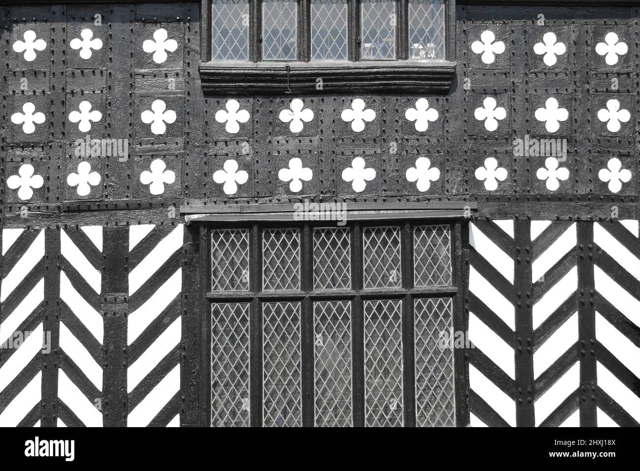 Détail architectural Tudor noir et blanc Banque D'Images