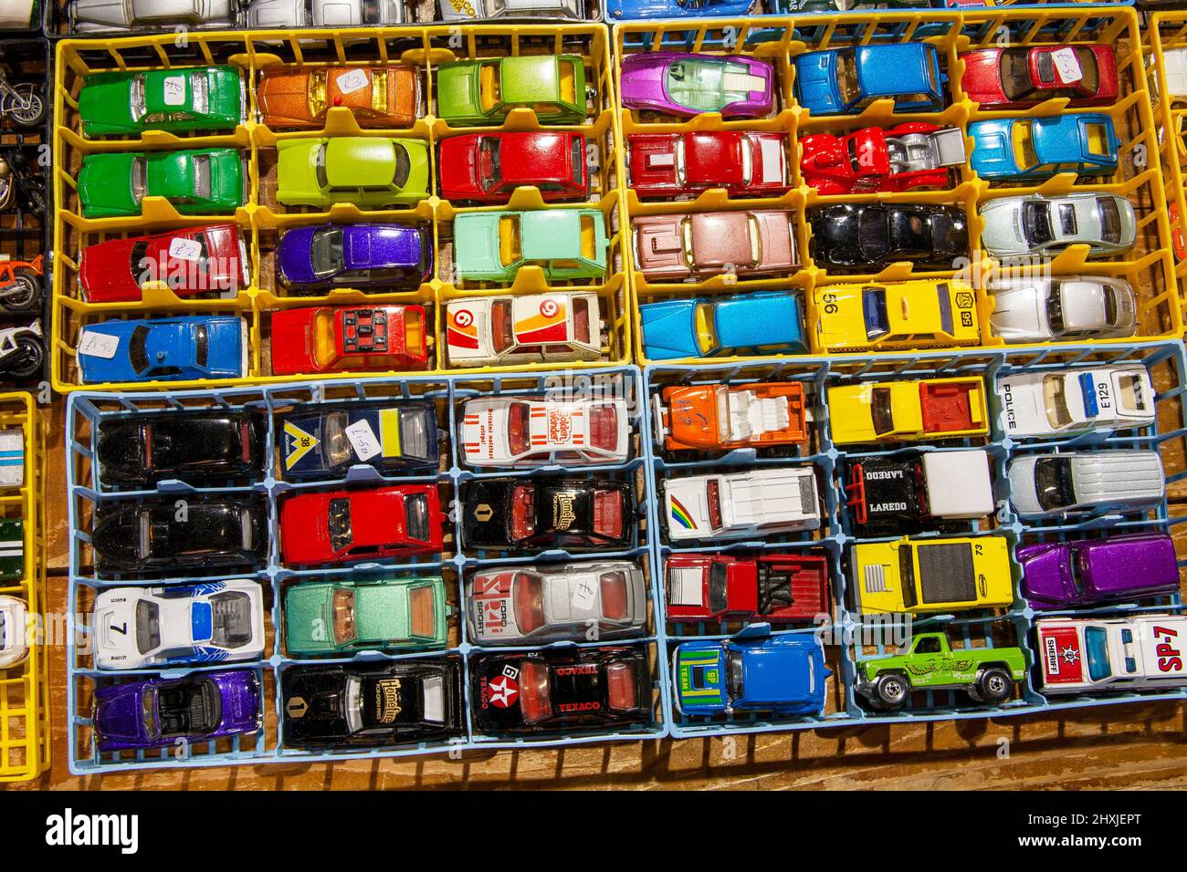 Vintage collectable British matchbox voitures, Dinky style métal jouets pour enfants à vendre: Banque D'Images