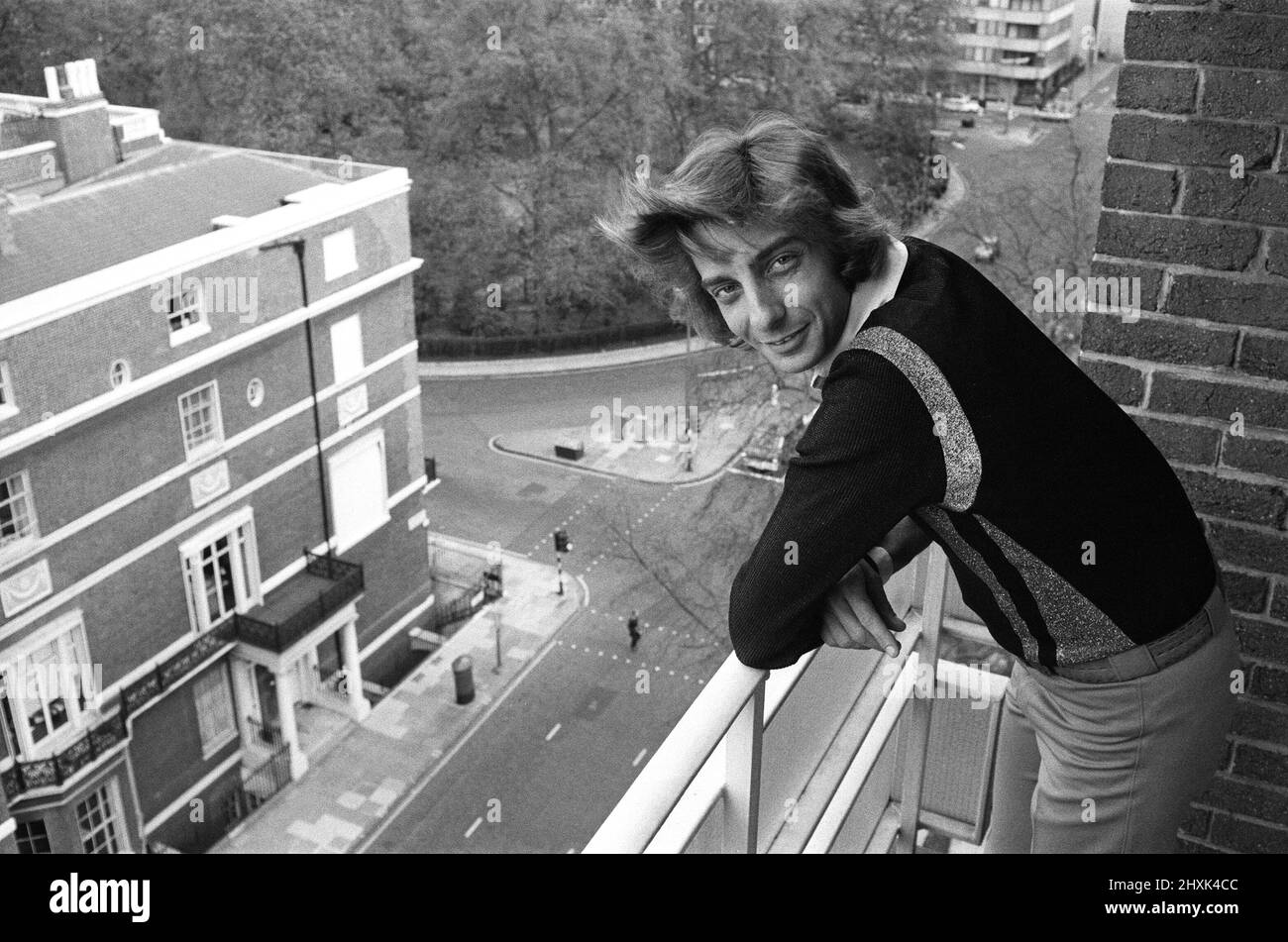 Barry Manilow, chanteur américain de pop, dans un hôtel de Londres. 5th mai 1976. Banque D'Images