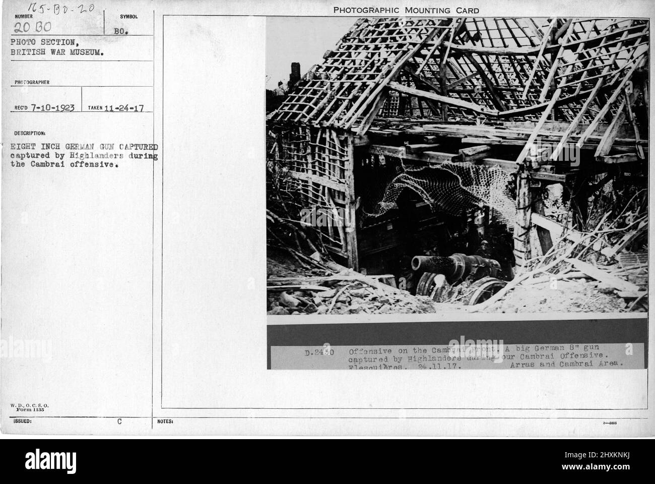 Arme allemande de huit pouces capturée par Highlanders lors de l'offensive de Cambrai. Collection de photographies de la première Guerre mondiale, 1914-1918 qui décrivent les activités militaires des forces armées et du personnel britanniques et d'autres nations pendant la première Guerre mondiale Banque D'Images