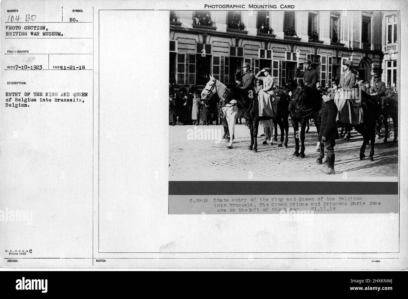 Entrée du Roi et de la Reine de Belgique à Bruxelles, Belgique. Collection de photographies de la première Guerre mondiale, 1914-1918 qui décrivent les activités militaires des forces armées et du personnel britanniques et d'autres nations pendant la première Guerre mondiale Banque D'Images
