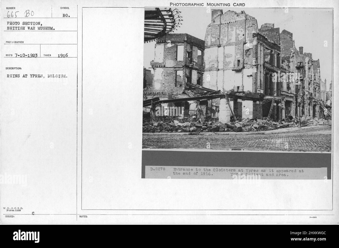 Ruines à Ypres, Belgique. 1916. Collection de photographies de la première Guerre mondiale, 1914-1918 qui décrivent les activités militaires des forces et du personnel armés britanniques et d'autres nations pendant la première Guerre mondiale Banque D'Images