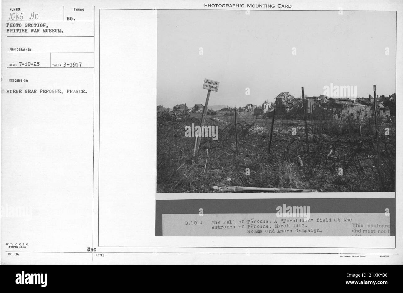 Scène près de Peronne, France. Collection de photographies de la première Guerre mondiale, 1914-1918 qui décrivent les activités militaires des forces armées et du personnel britanniques et d'autres nations pendant la première Guerre mondiale Banque D'Images