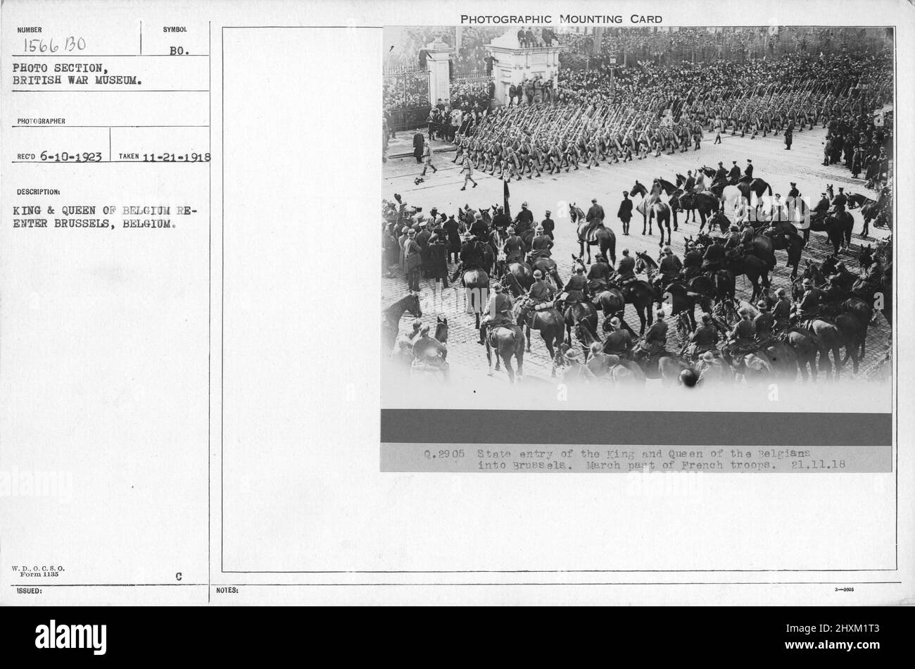 Le roi et la reine de Belgique entrent à Bruxelles, en Belgique. 11-21-1918. Collection de photographies de la première Guerre mondiale, 1914-1918 qui décrivent les activités militaires des forces armées et du personnel britanniques et d'autres nations pendant la première Guerre mondiale Banque D'Images