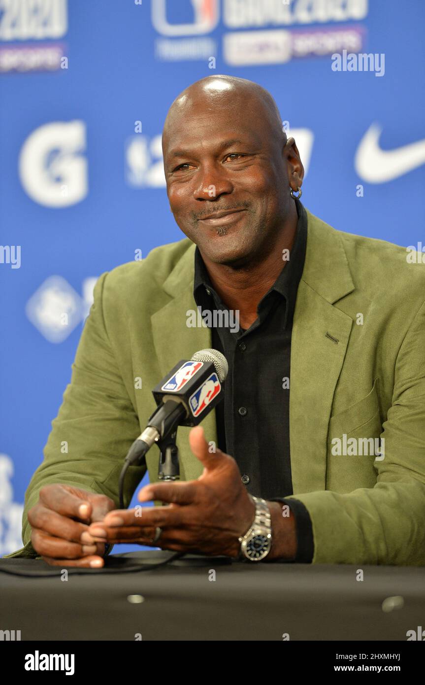 Michael Jordan assiste à une conférence de presse Banque D'Images