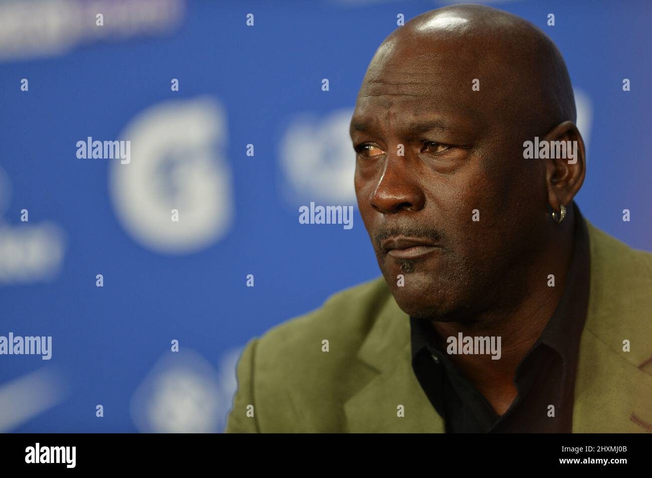 Michael Jordan assiste à une conférence de presse Banque D'Images