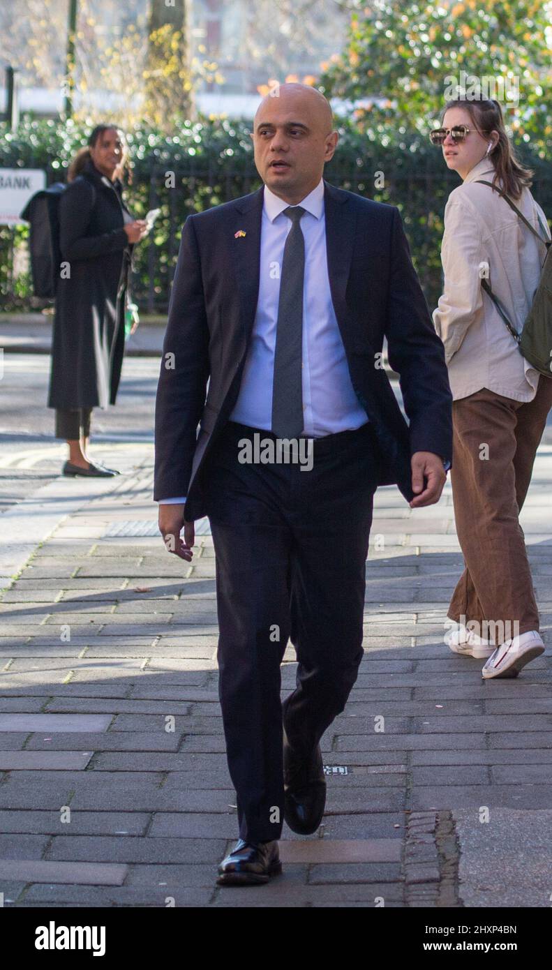 Londres, Angleterre, Royaume-Uni. 14th mars 2022. Le secrétaire d'État britannique pour la santé et les soins sociaux SAJID JAVID est vu à Westminster après une ronde médiatique matinale. (Image de crédit : © Tayfun Salci/ZUMA Press Wire) Banque D'Images
