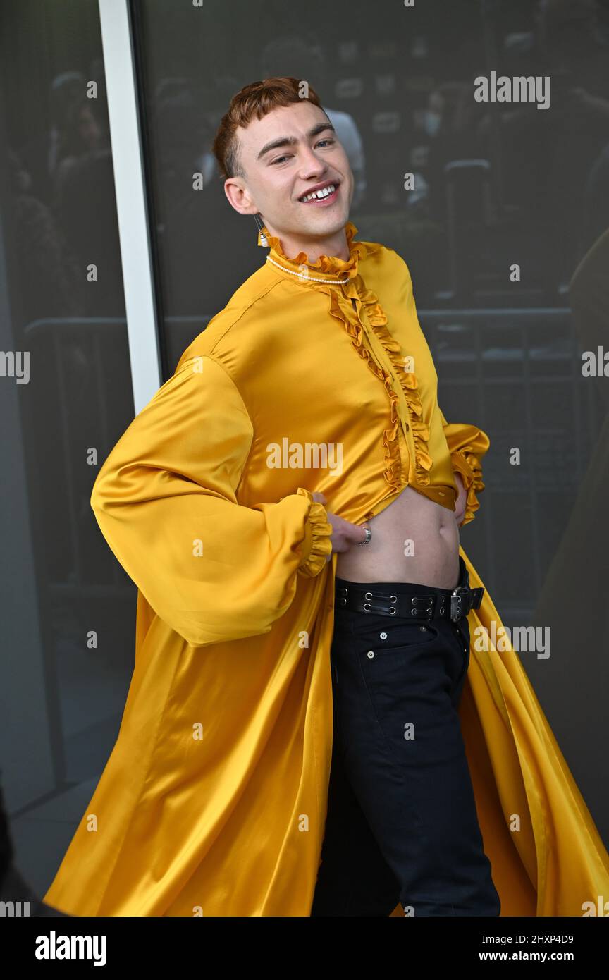 Los Angeles, États-Unis. 13th mars 2022. LOS ANGELES, ÉTATS-UNIS. 13 mars 2022 : Olly Alexander à l'occasion des prix du choix des critiques annuels 27th à l'hôtel Fairmont Century Plaza. Crédit photo : Paul Smith/Alamy Live News Banque D'Images