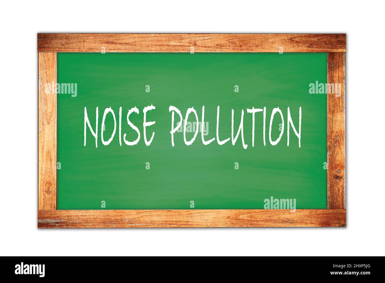 TEXTE DE POLLUTION SONORE écrit sur le tableau noir vert de l'école de cadre en bois. Banque D'Images