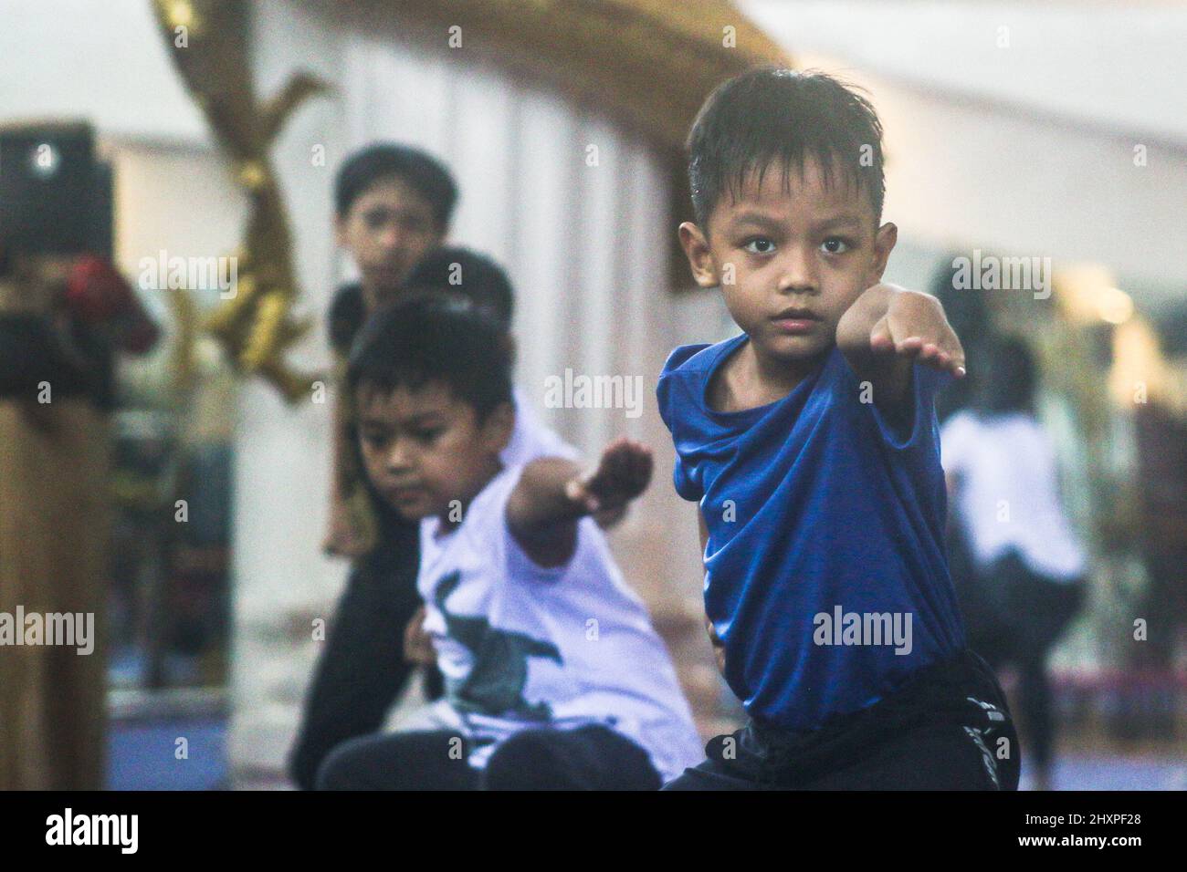 Séance de formation aux arts martiaux Wushu à Harmony Wushu Indonesia