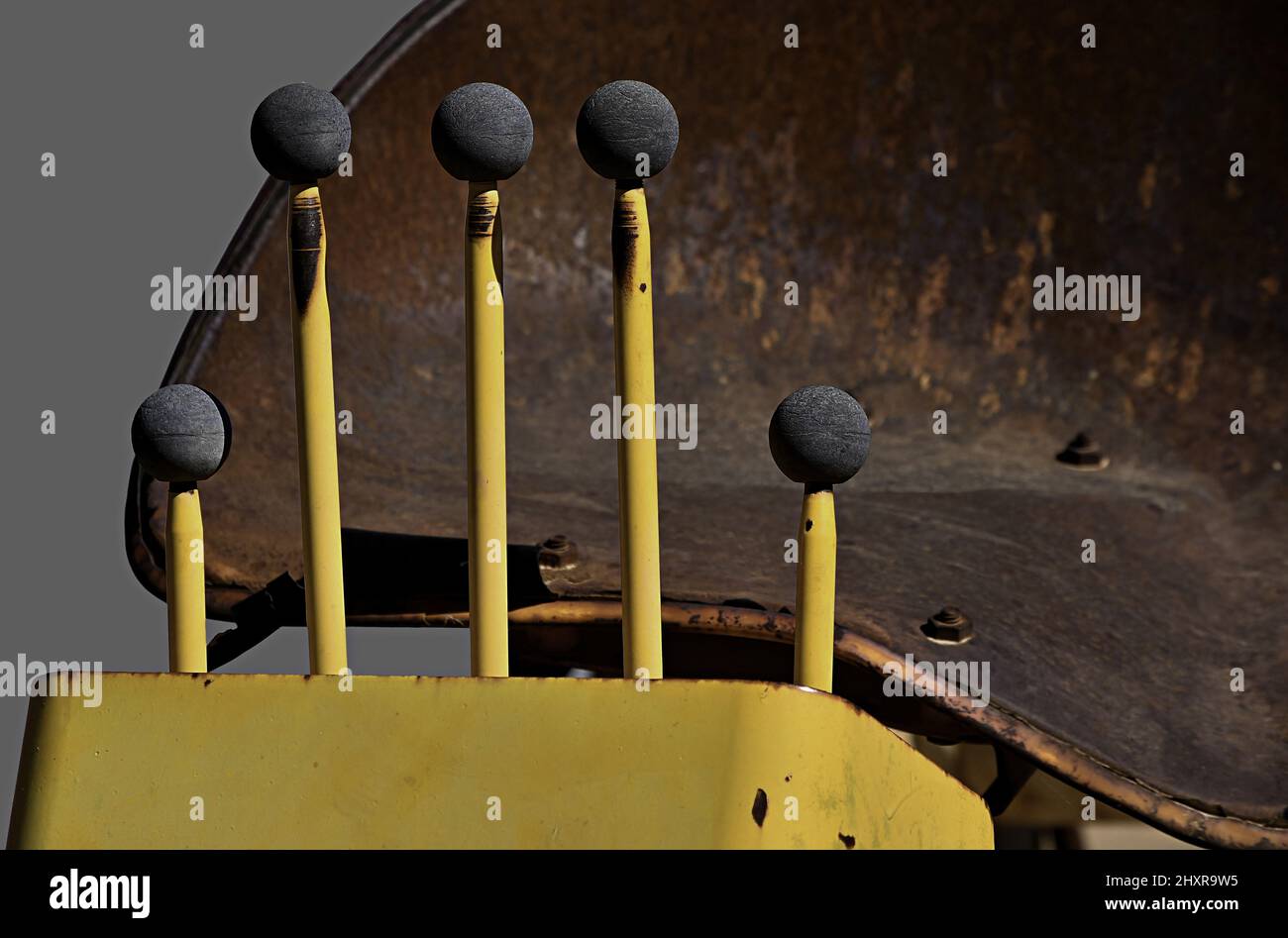 Anciennes commandes du tracteur. Banque D'Images