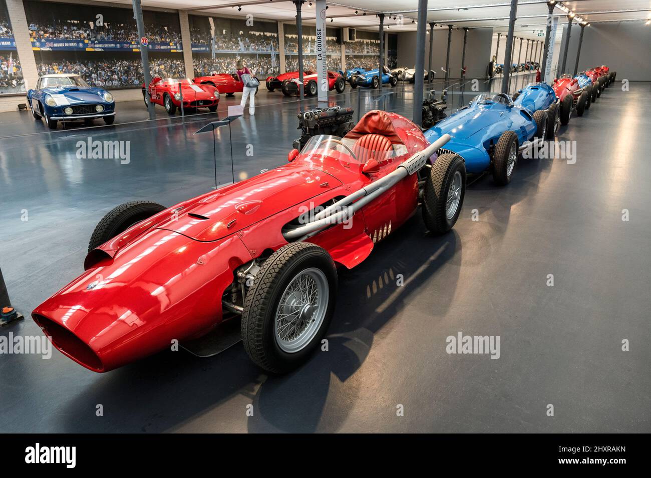La France, Mulhouse, le Bas Rhin, la Cité de l'automobile, l'italie et la france font la course de monoplaces. Banque D'Images