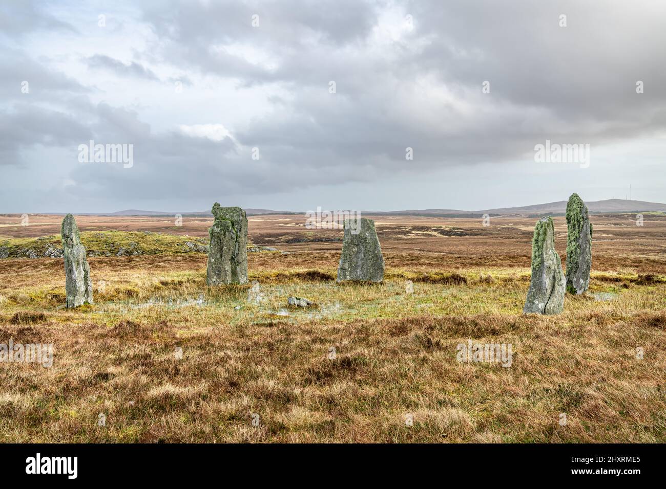 Callanish 4 cercle de pierres debout, à côté du Loch Ceann Hulabhaig sur l'île de Lewis, en Écosse Banque D'Images