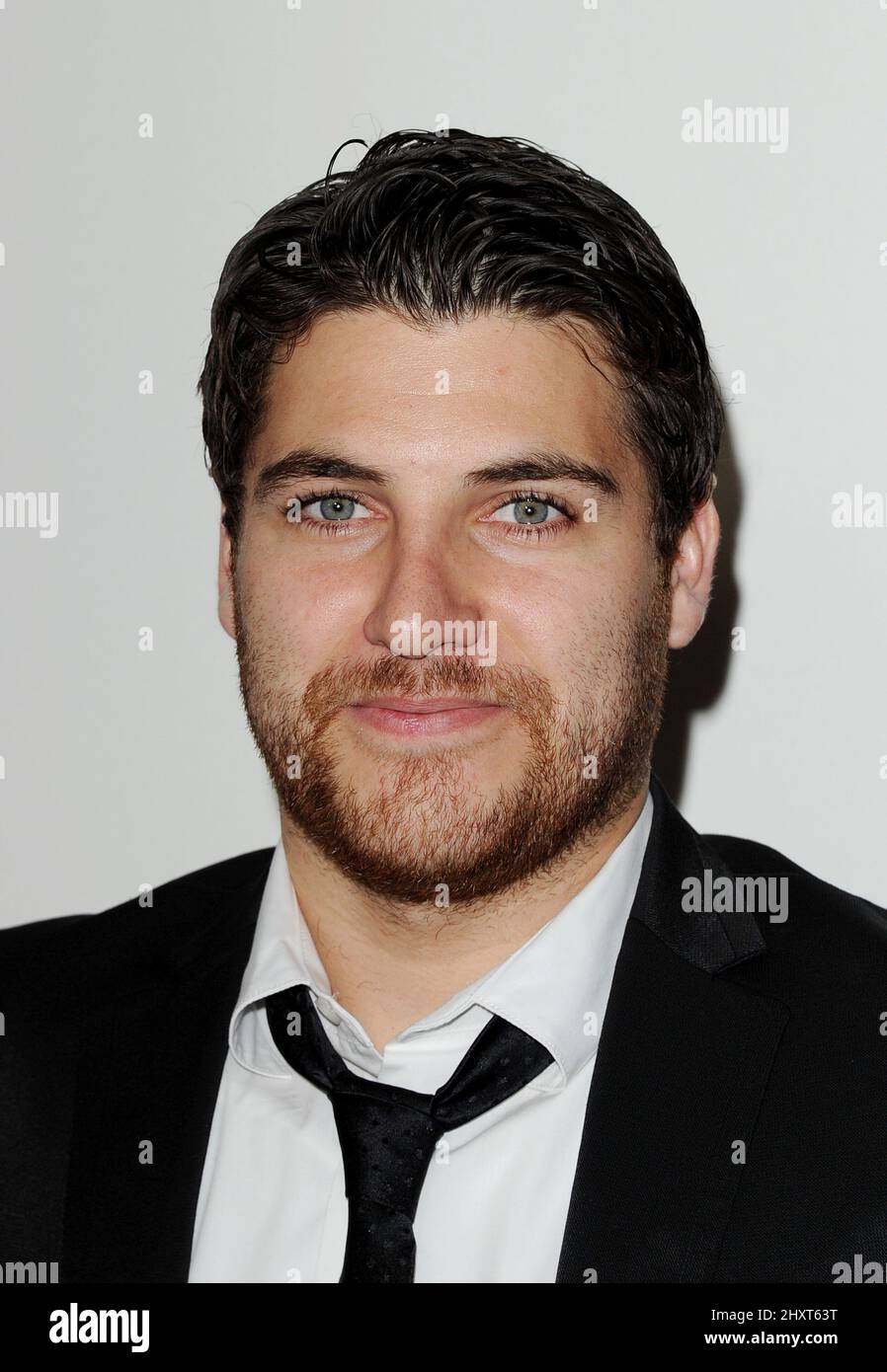 Adam Pally à la tournée de presse d'hiver 2011 de TCA pour ABC/Disney Network tenue à l'hôtel Langham Huntington, Californie Banque D'Images