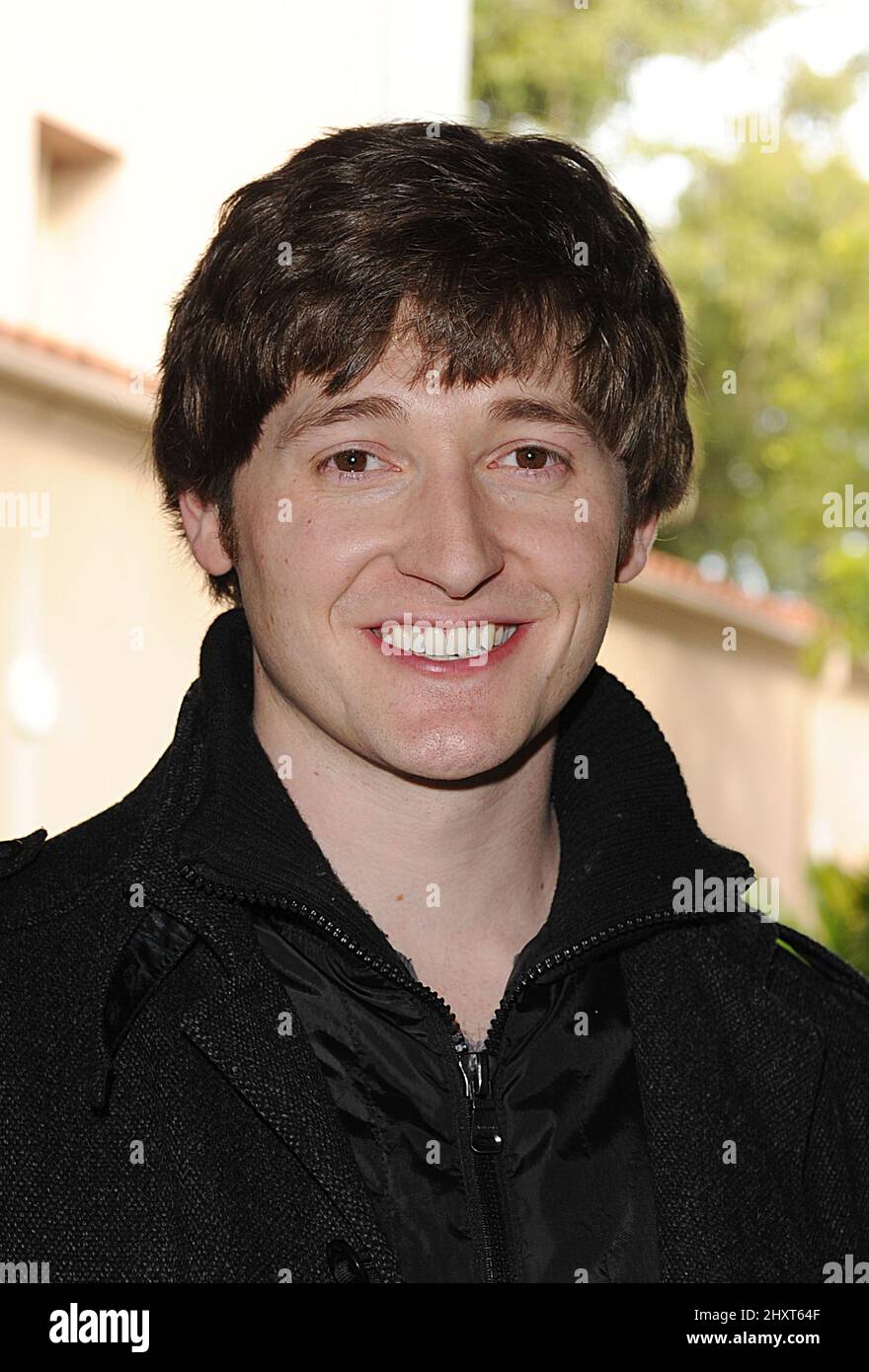 Lucas Neff au 7 e jour de la tournée de presse d'hiver de 2011 de l'ECA qui s'est tenue à l'hôtel Langham à Pasadena, en Californie. Banque D'Images