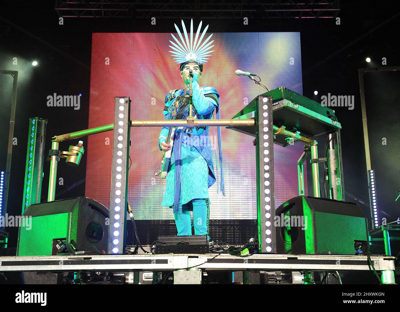 Luke Steele, Empire of the Sun se produit au festival de musique vierge Freefest de 2011 qui a eu lieu au Merriweather Post Pavilion de Columbia, au Maryland Banque D'Images