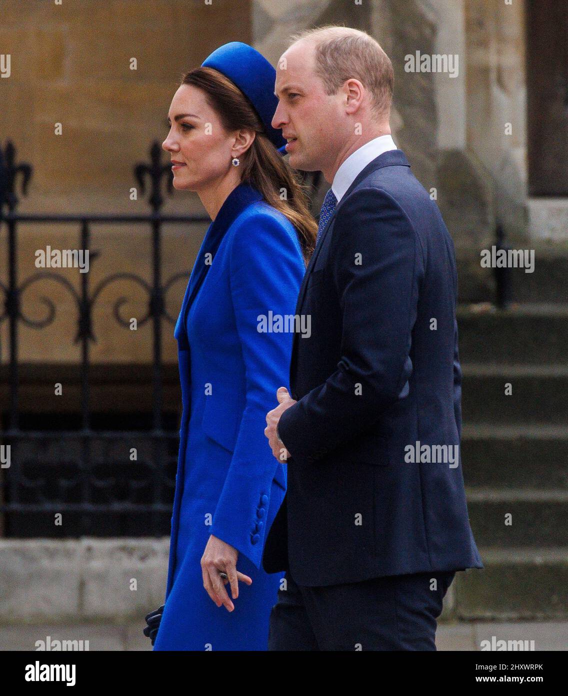 Londres, Royaume-Uni. 14th mars 2022. Le duc et la duchesse de Cambridge arrivent à l'abbaye de Westminster pour le service du Commonwealth. Crédit : Mark Thomas/Alay Live News Banque D'Images