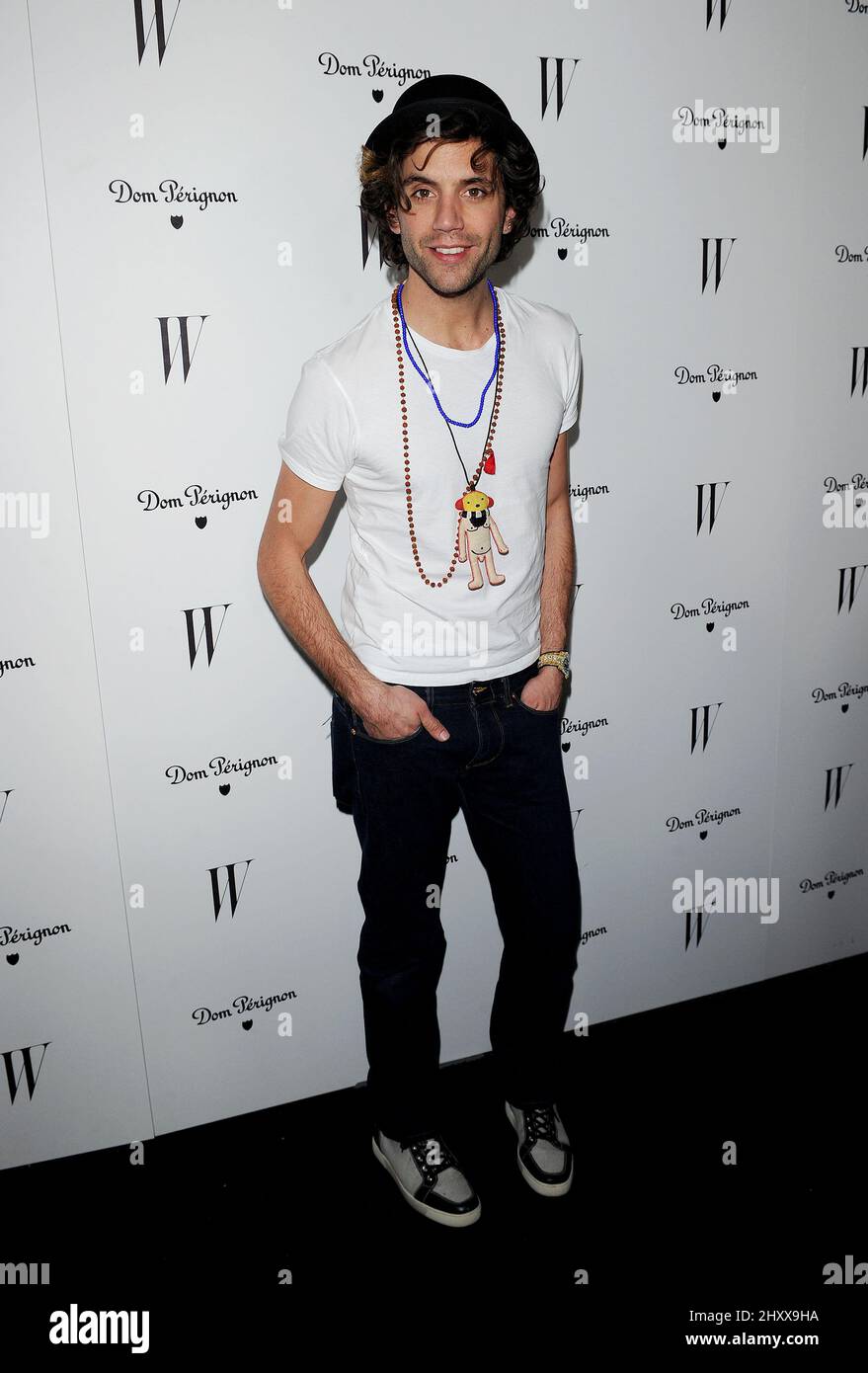 Mika au W Magazine Best Performance issue Party pour les Golden Globe Awards qui se tiendront à l'occasion du Château Marmont Banque D'Images