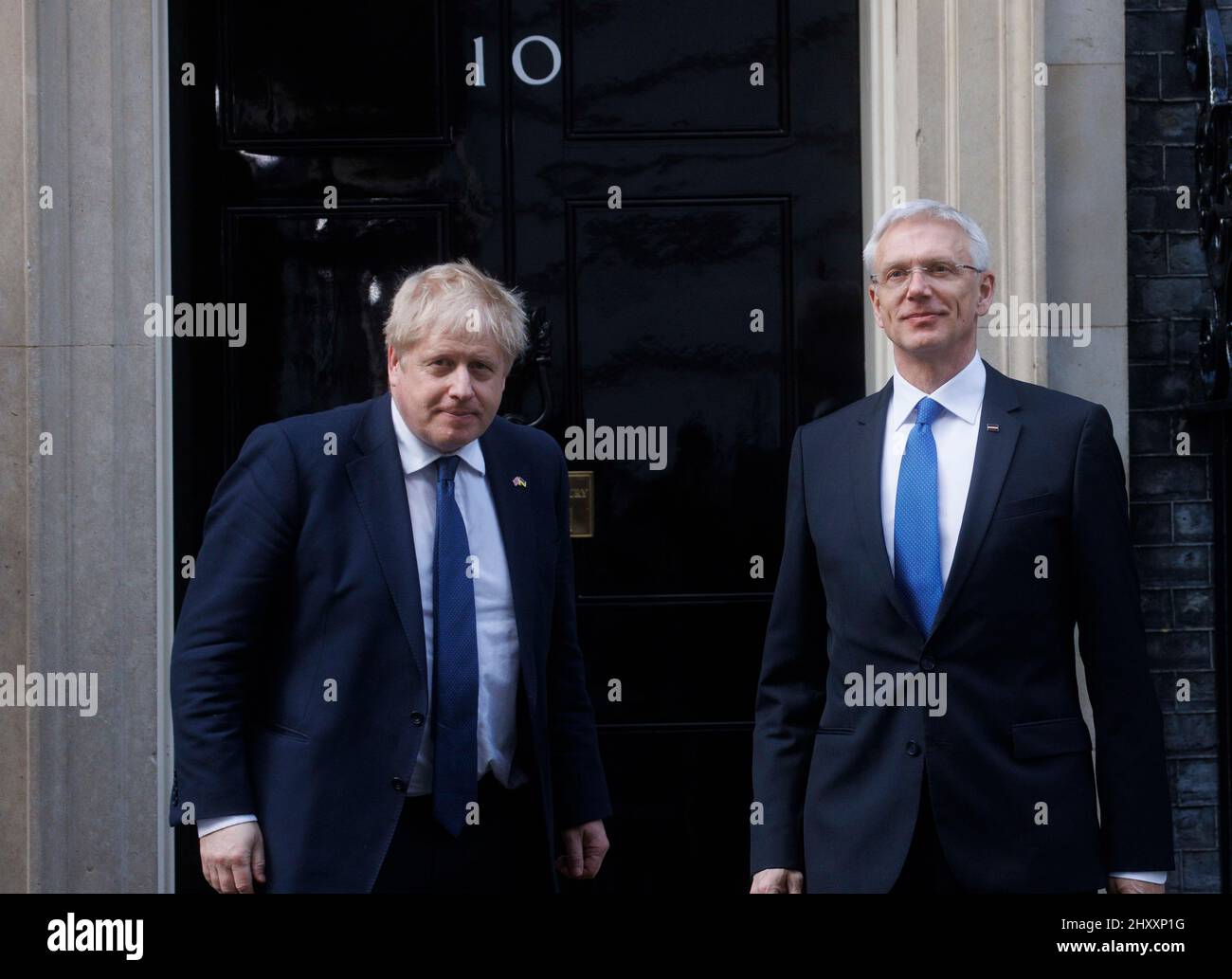 Londres, Royaume-Uni. 14th mars 2022. Le Premier ministre, Boris Johnson, rencontre Arturs Krišjānis Kariņš, Premier ministre de Lettonie pour des entretiens au numéro 10 Downing Street. Ils discuteront de la guerre en Ukraine, Credit: Mark Thomas/Alay Live News Banque D'Images