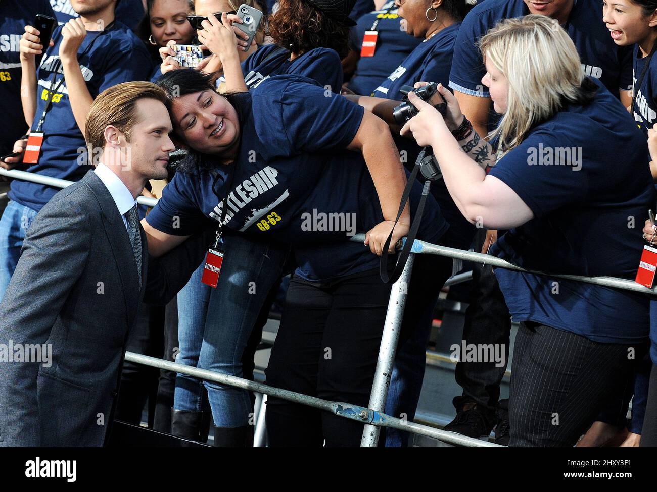 Alexander Skarsgard assiste à la première américaine 'Battleship' qui s'est tenue au Nokia Theatre de L.A. En direct. Banque D'Images